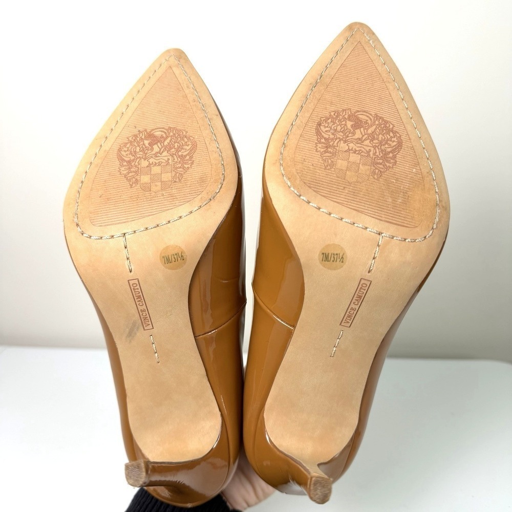 Vince Camuto Women's Savilla Leather 7M Caramel Patent 4" heel Dress Pumps Shoes - Picture 10 of 10